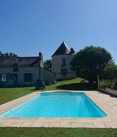 Tour De Bablou - Insolite Allouis Exteriör bild