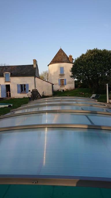 Tour De Bablou - Insolite Allouis Exteriör bild